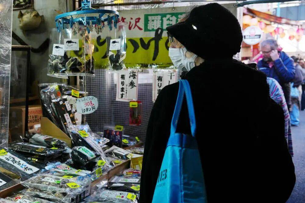 日本和歌山縣發生集體食物中毒事件，95人嘔吐腹瀉，包括多名高中生