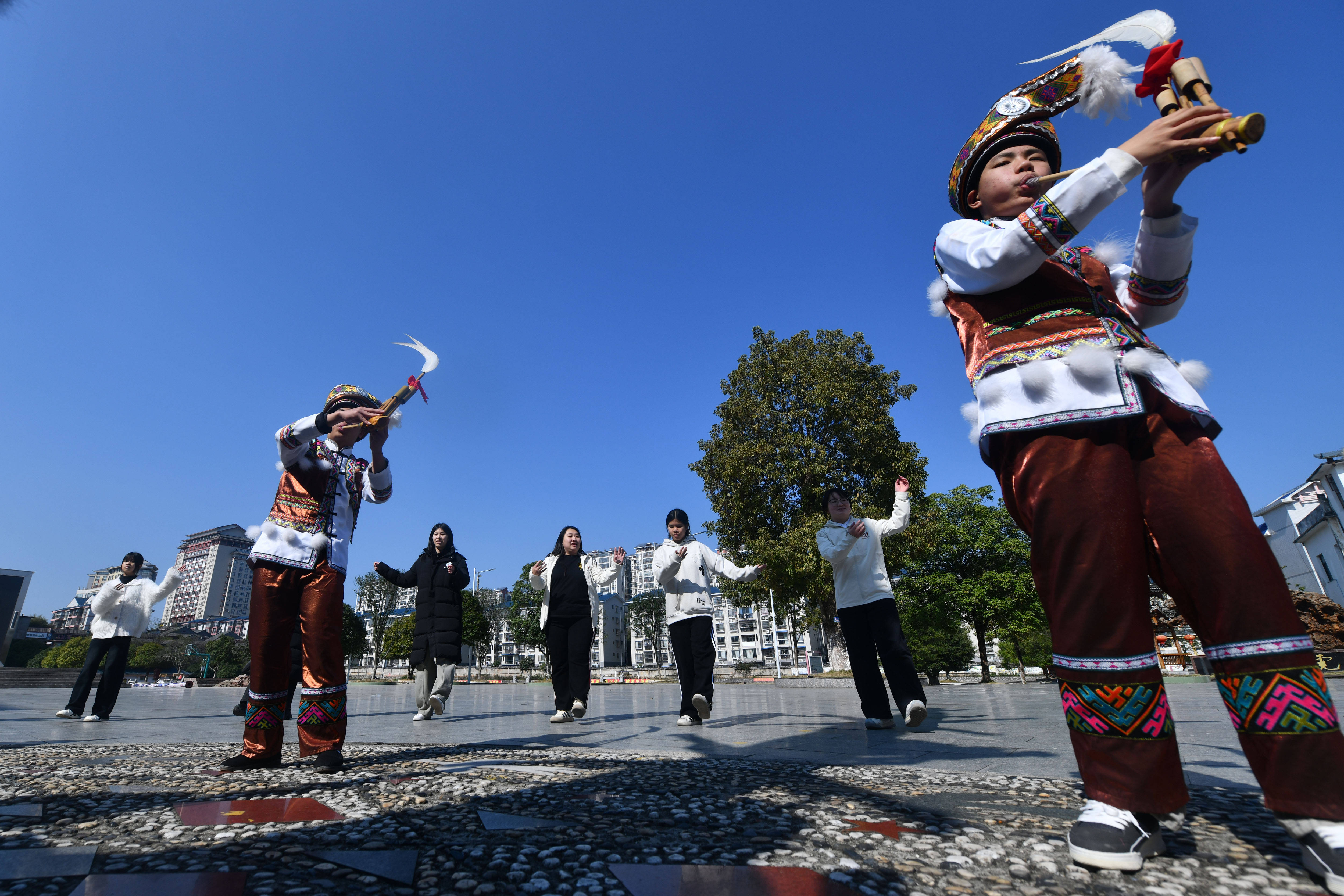 西工大研究生持續支教大苗山