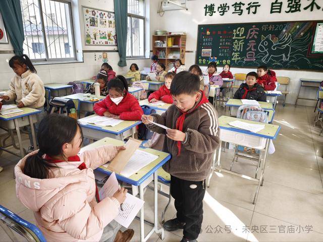 詩詞闖關展風采 少年摘得